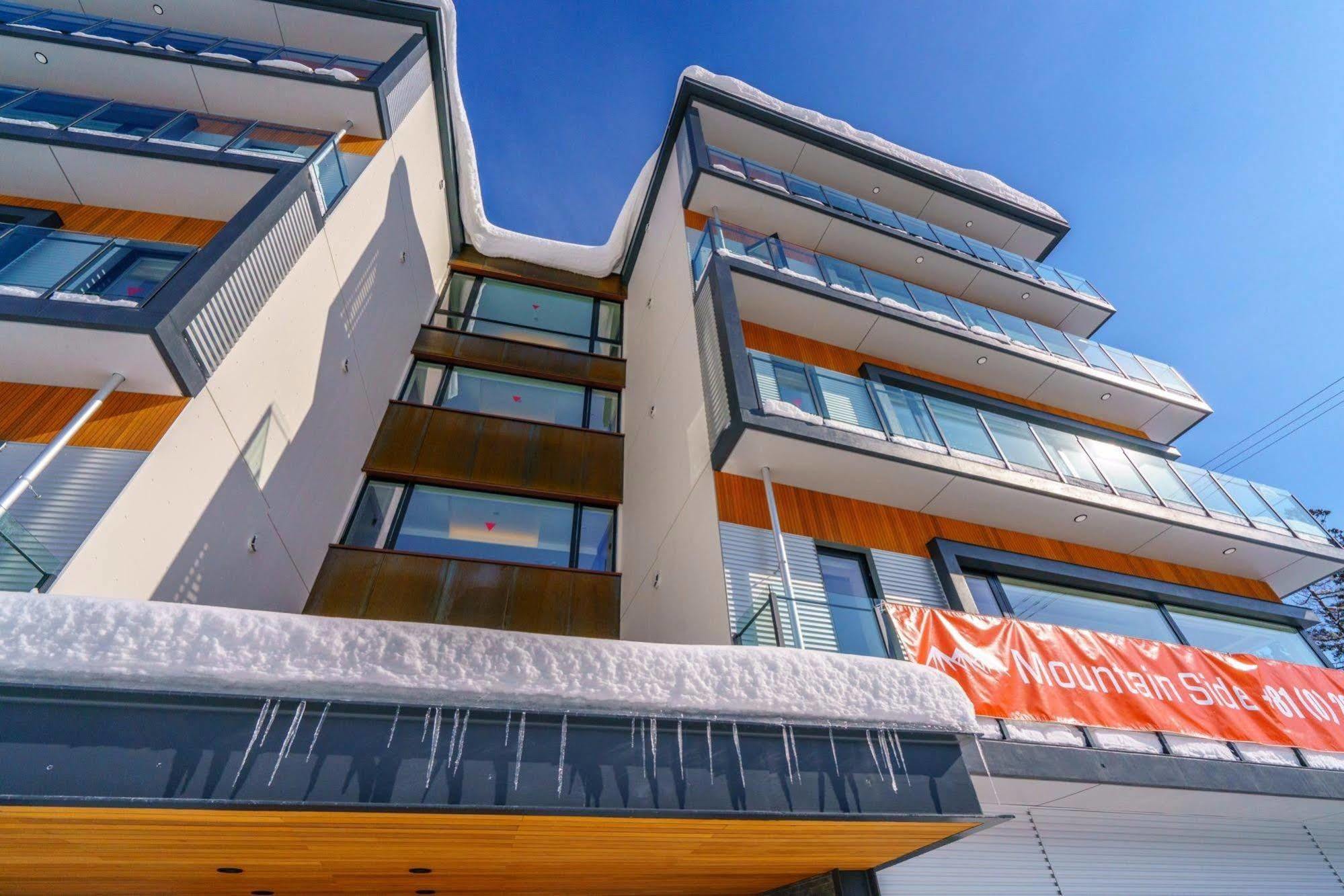 Hotel Mountain Side Hakuba Zewnętrze zdjęcie